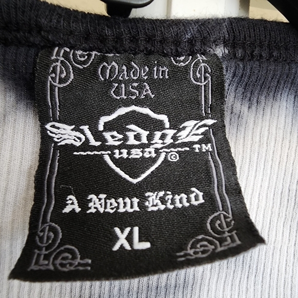 Sledge USA Y2K Tie-Dye Rhinestone Crest V-Neck Top XL Made in USA - Picture 11 of 12